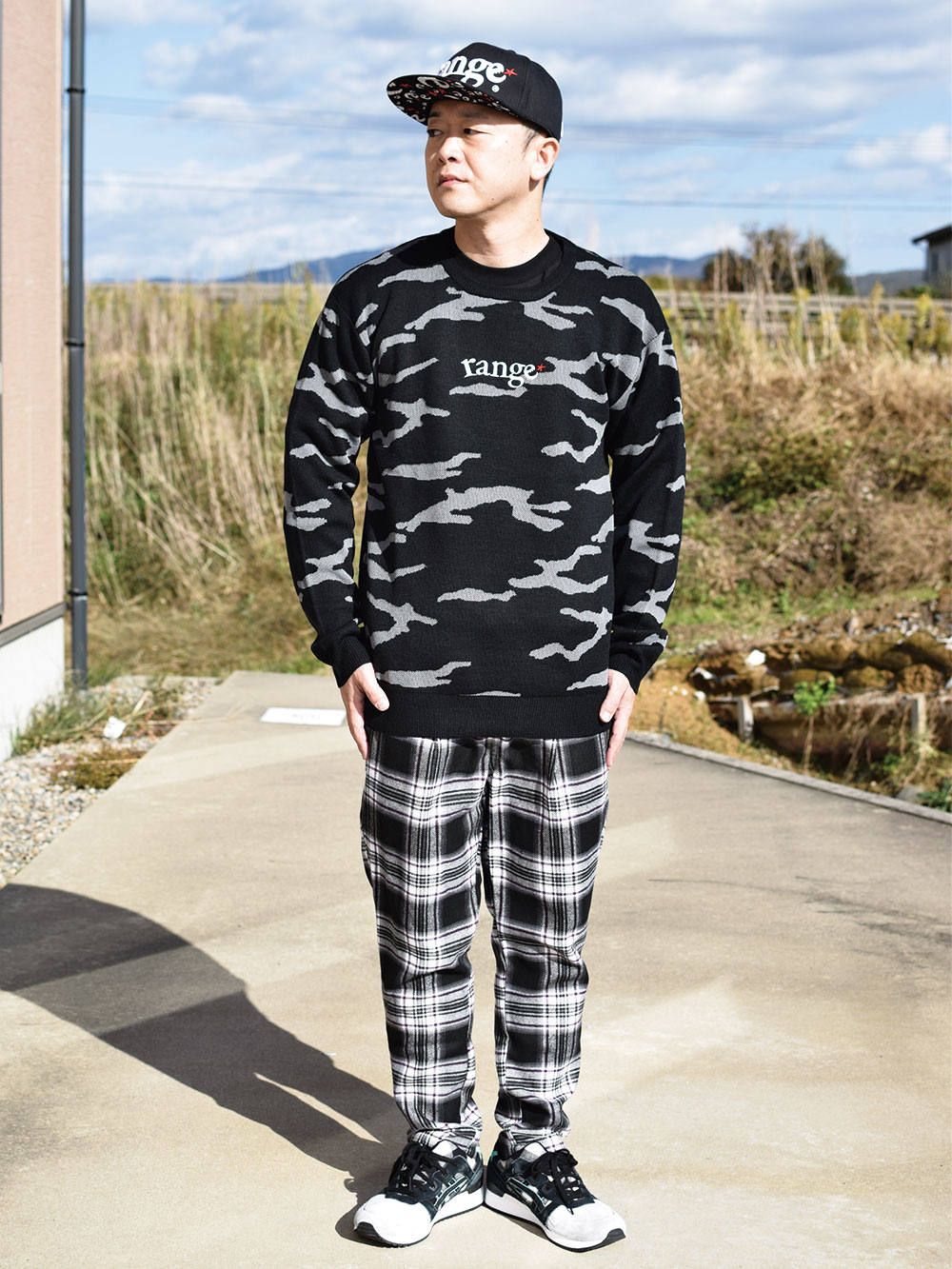 rg camo crew sweater