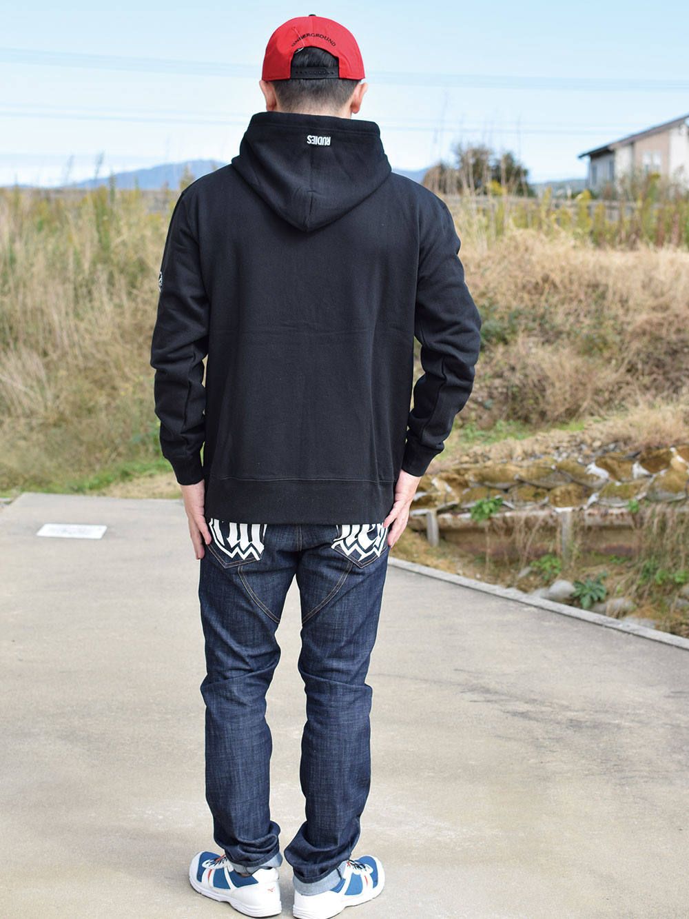 HOOK HOOD-SWEAT