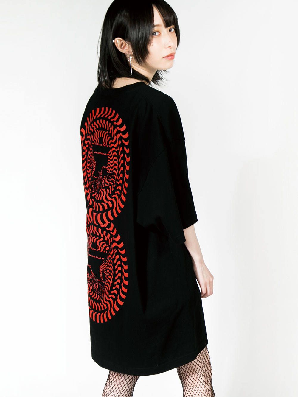 Big Shilhouette “罠” T-shirt