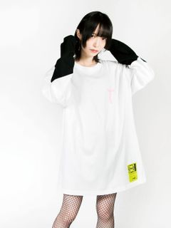 “W” Cross Longsleeve T-shirt