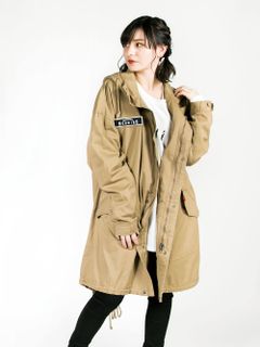 Divided Logo Spring Coat