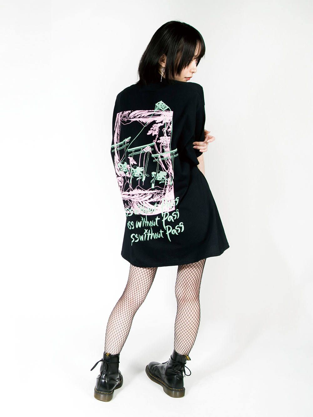 “53” T-shirt