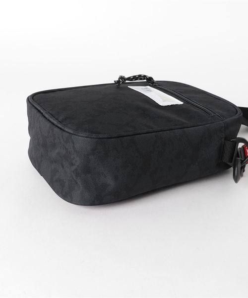 THR-105 Shoulder Pouch