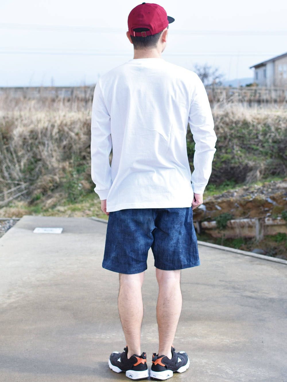 STICKER2 L/S TEE