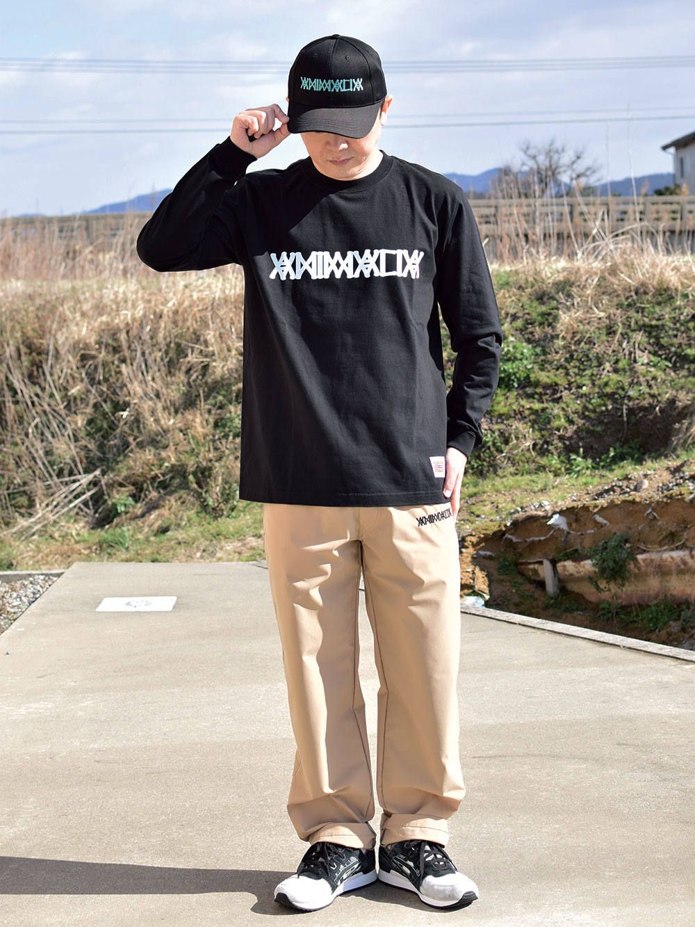 SLANT-L/S Tee