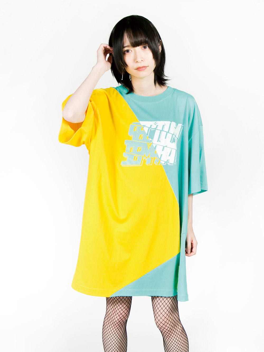 Cross Cut Missing “septum” T-shirt