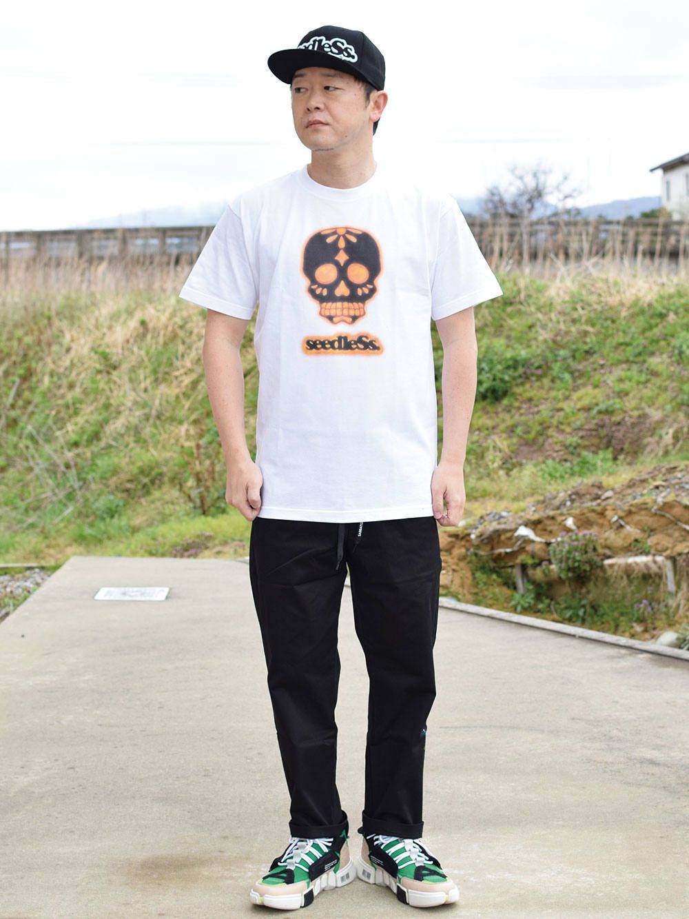 sd light up skull s/s tee