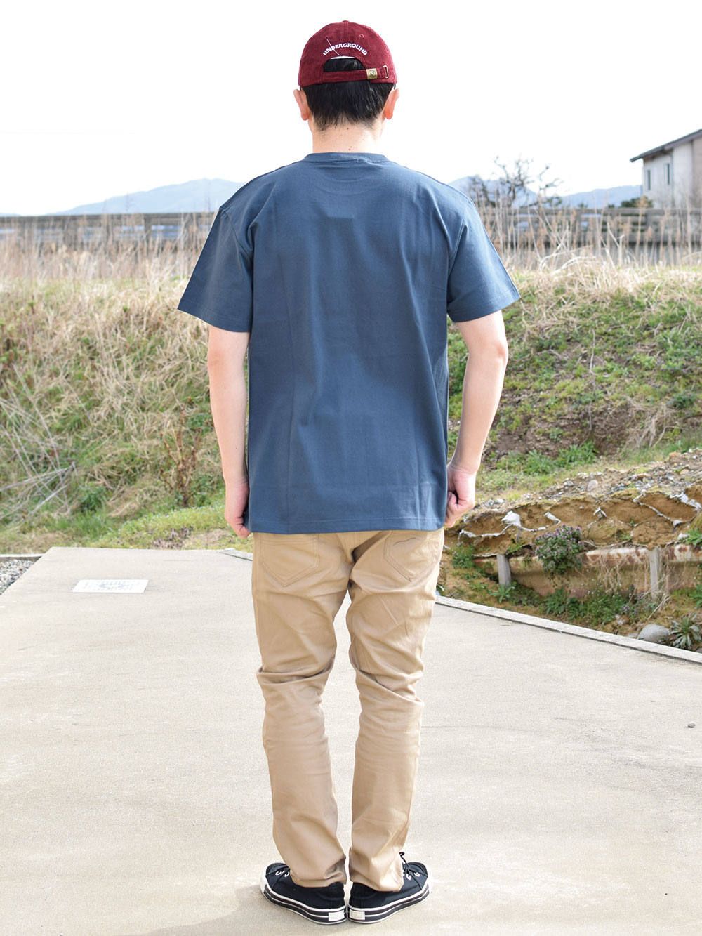 STICKER2 S/S TEE