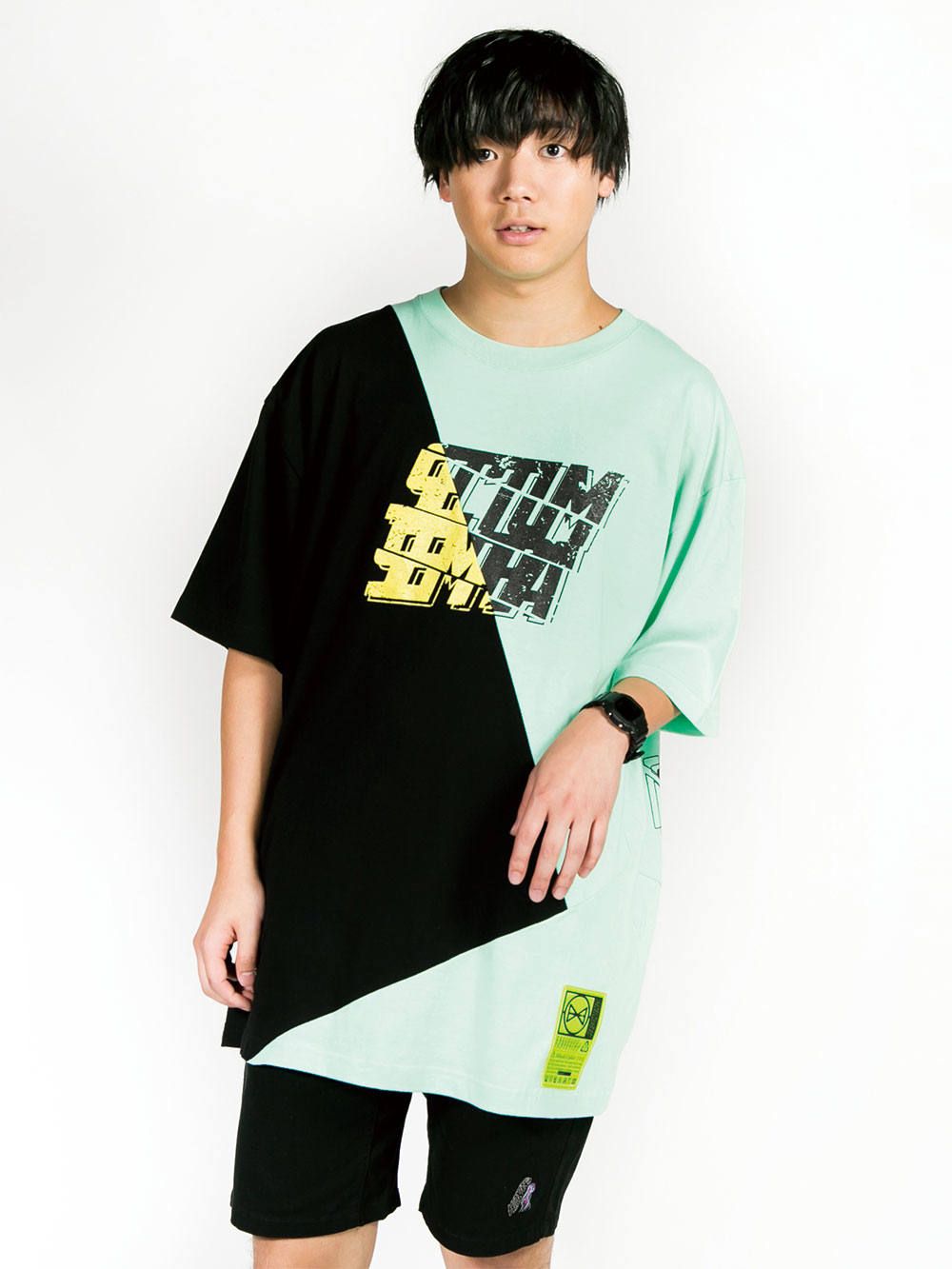 Cross Cut Missing “septum” T-shirt