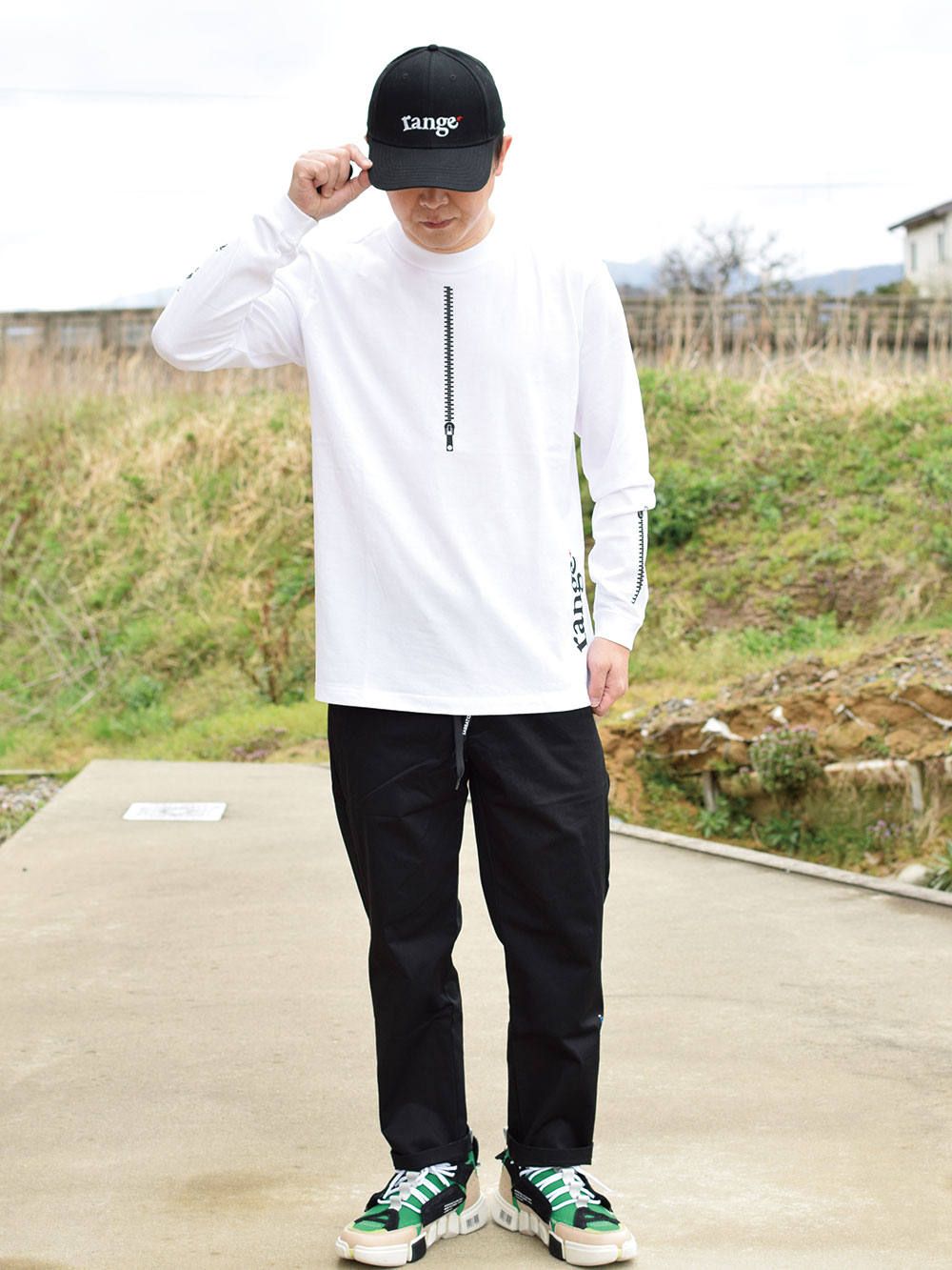 rg back side zipper L/S tee