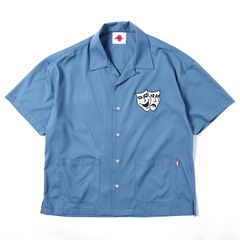 天才の作る服に笑う!