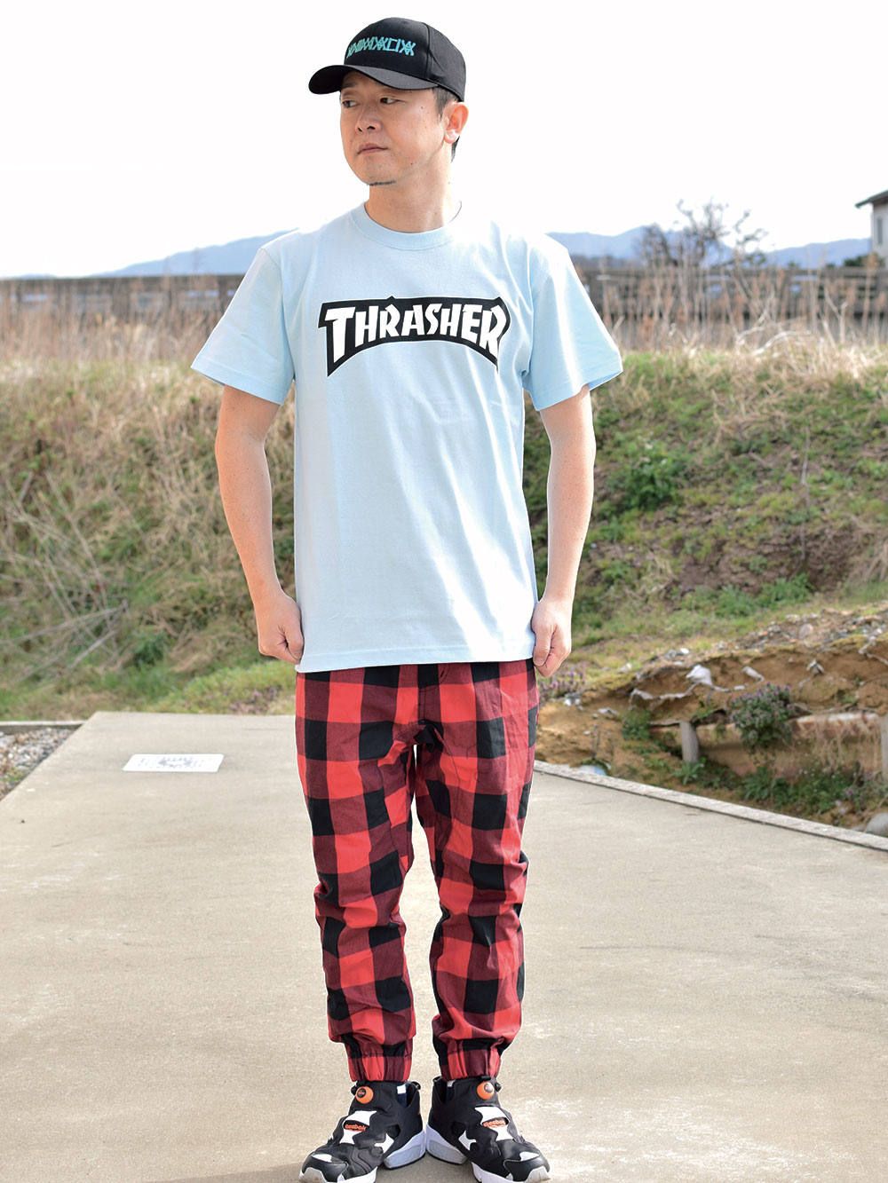 STICKER2 S/S TEE