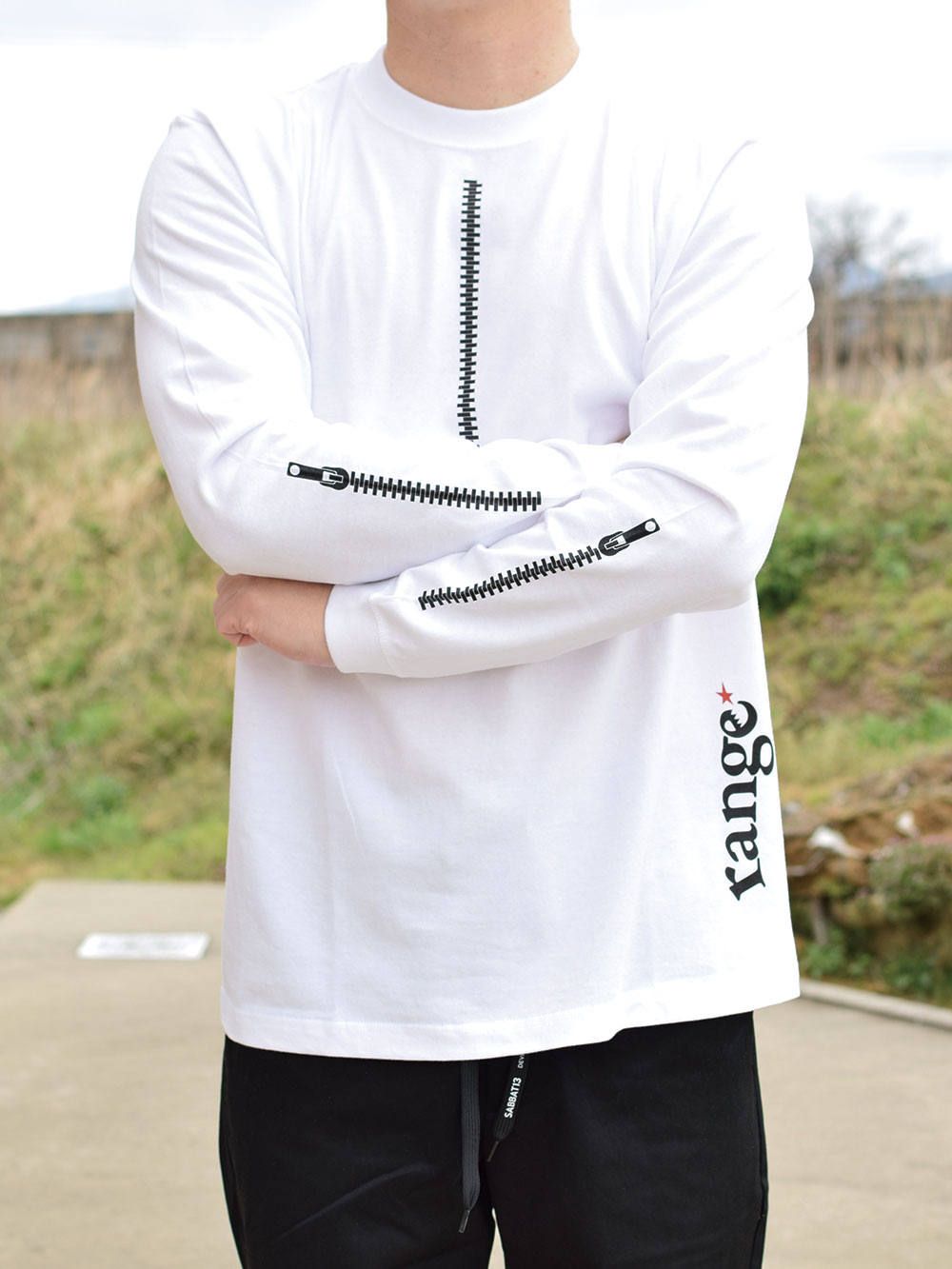 rg back side zipper L/S tee