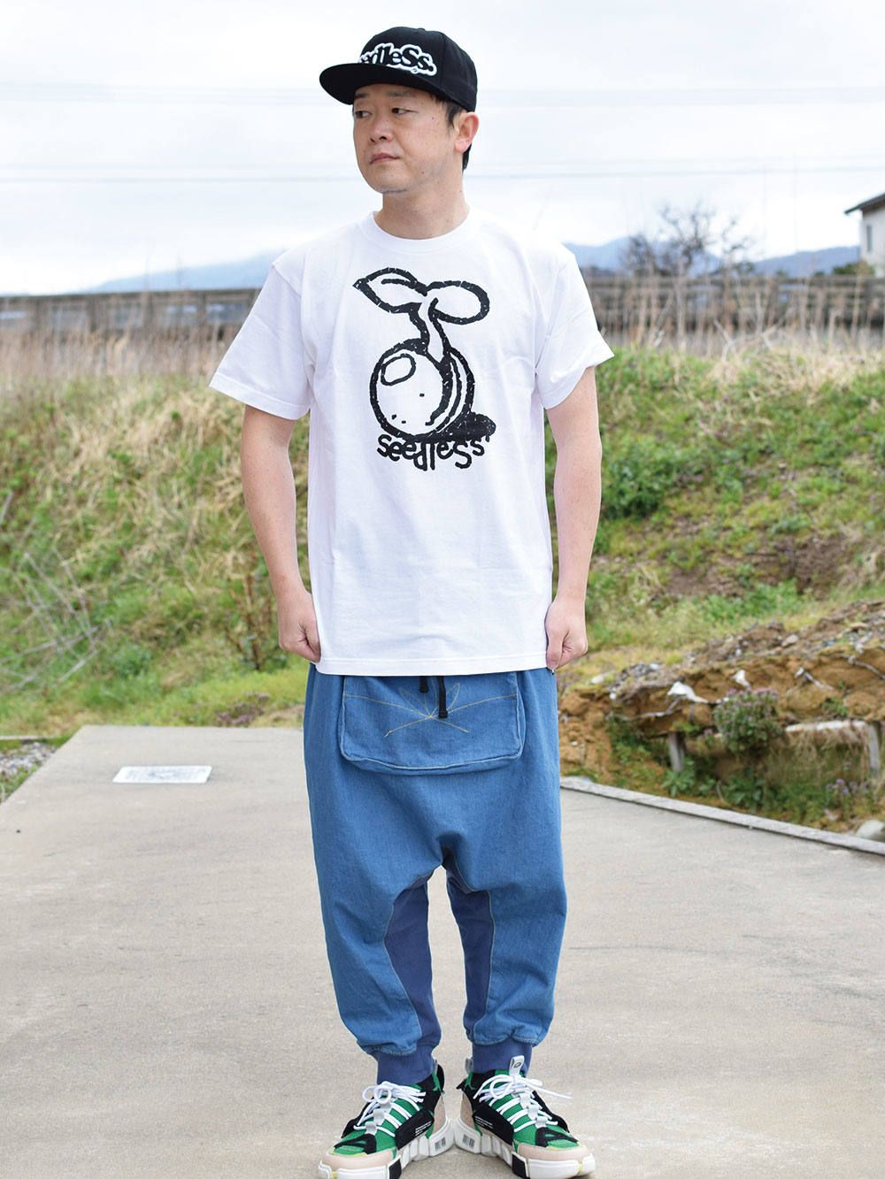 tear and paste sprout s/s tee