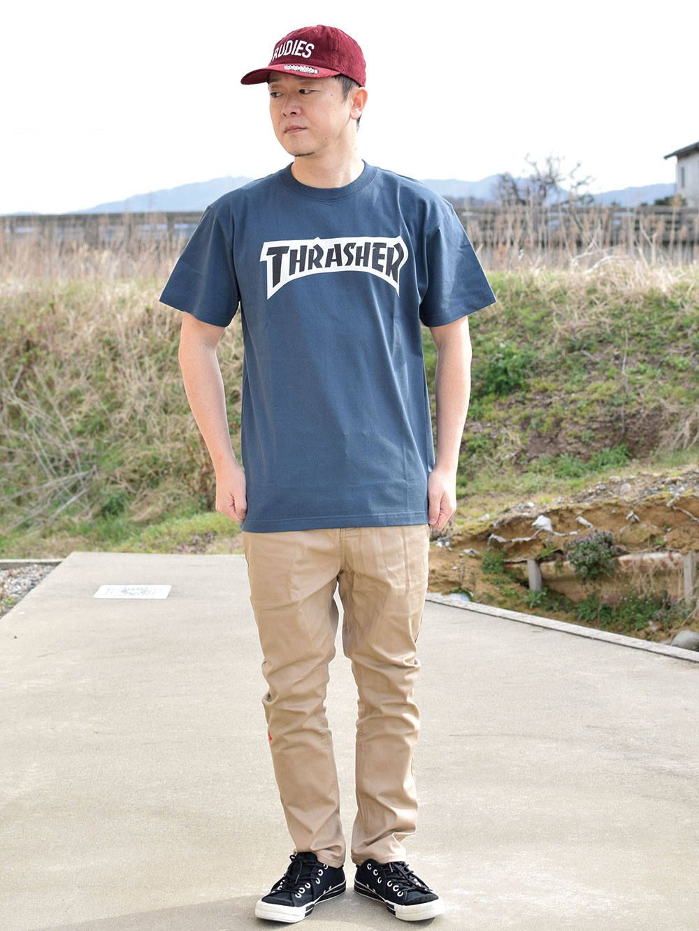 STICKER2 S/S TEE