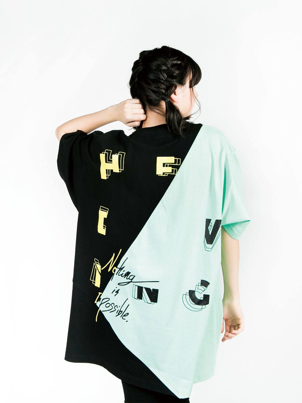 Cross Cut Missing “septum” T-shirt