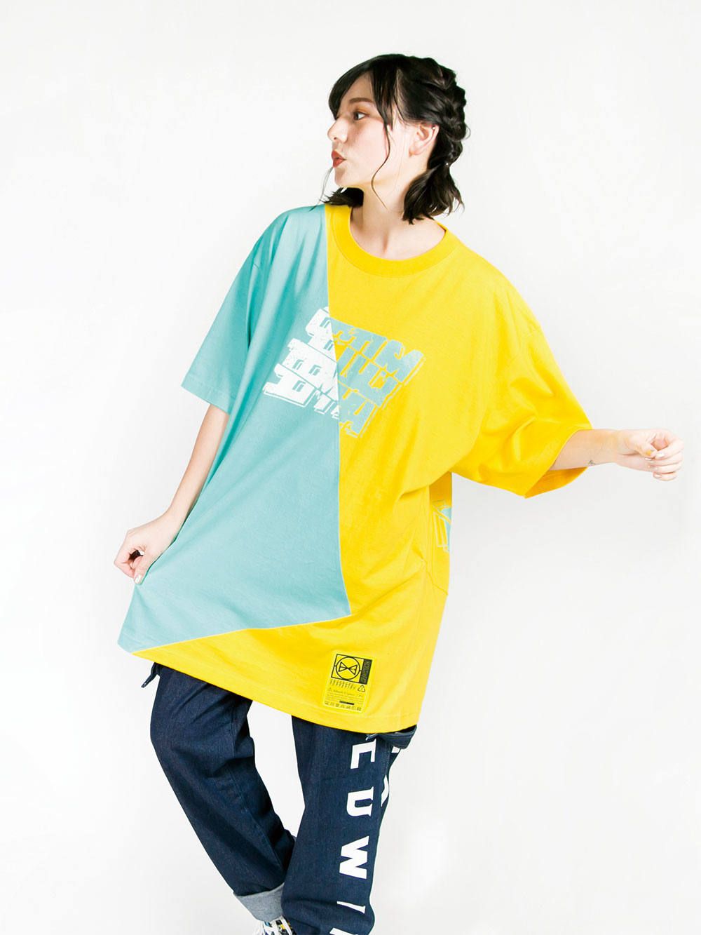 Cross Cut Missing “septum” T-shirt