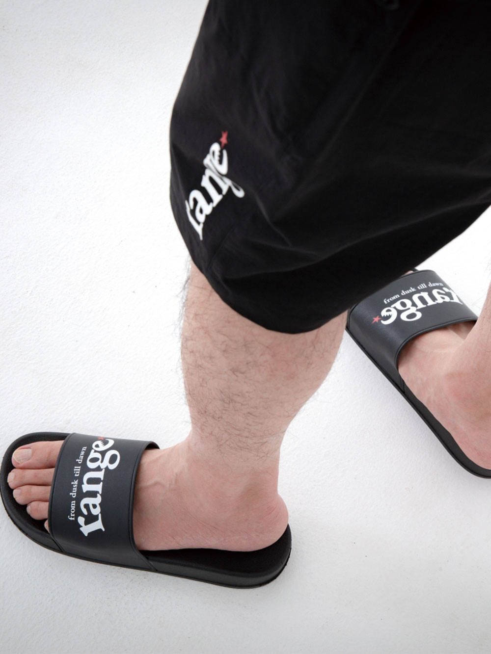 rg  flipped logo sandals