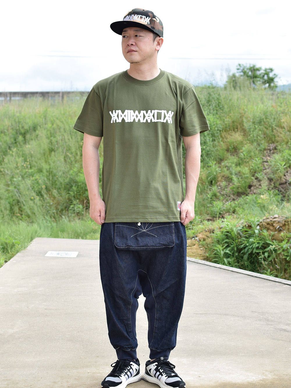 LOGO Tee