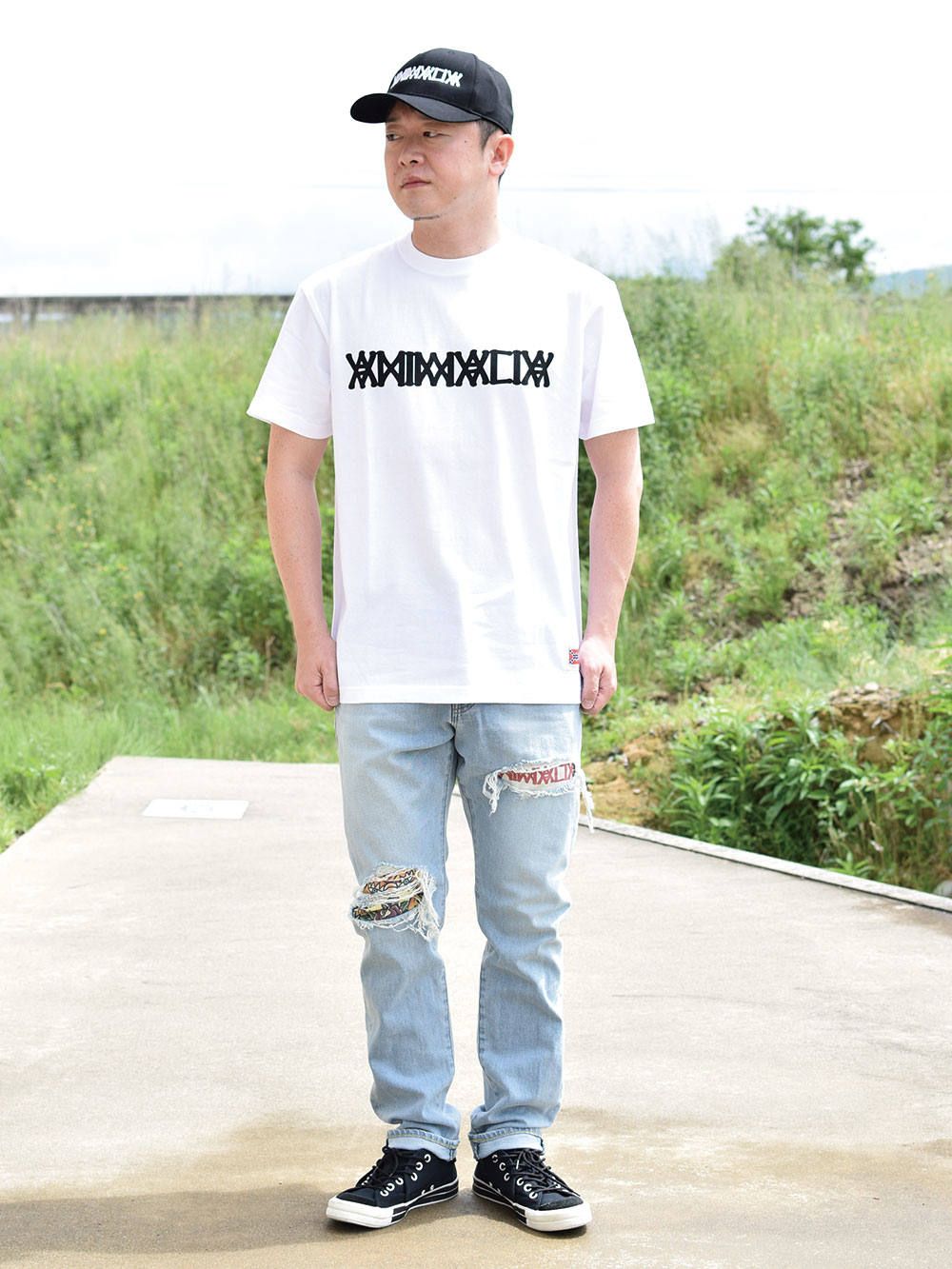 LOGO Tee