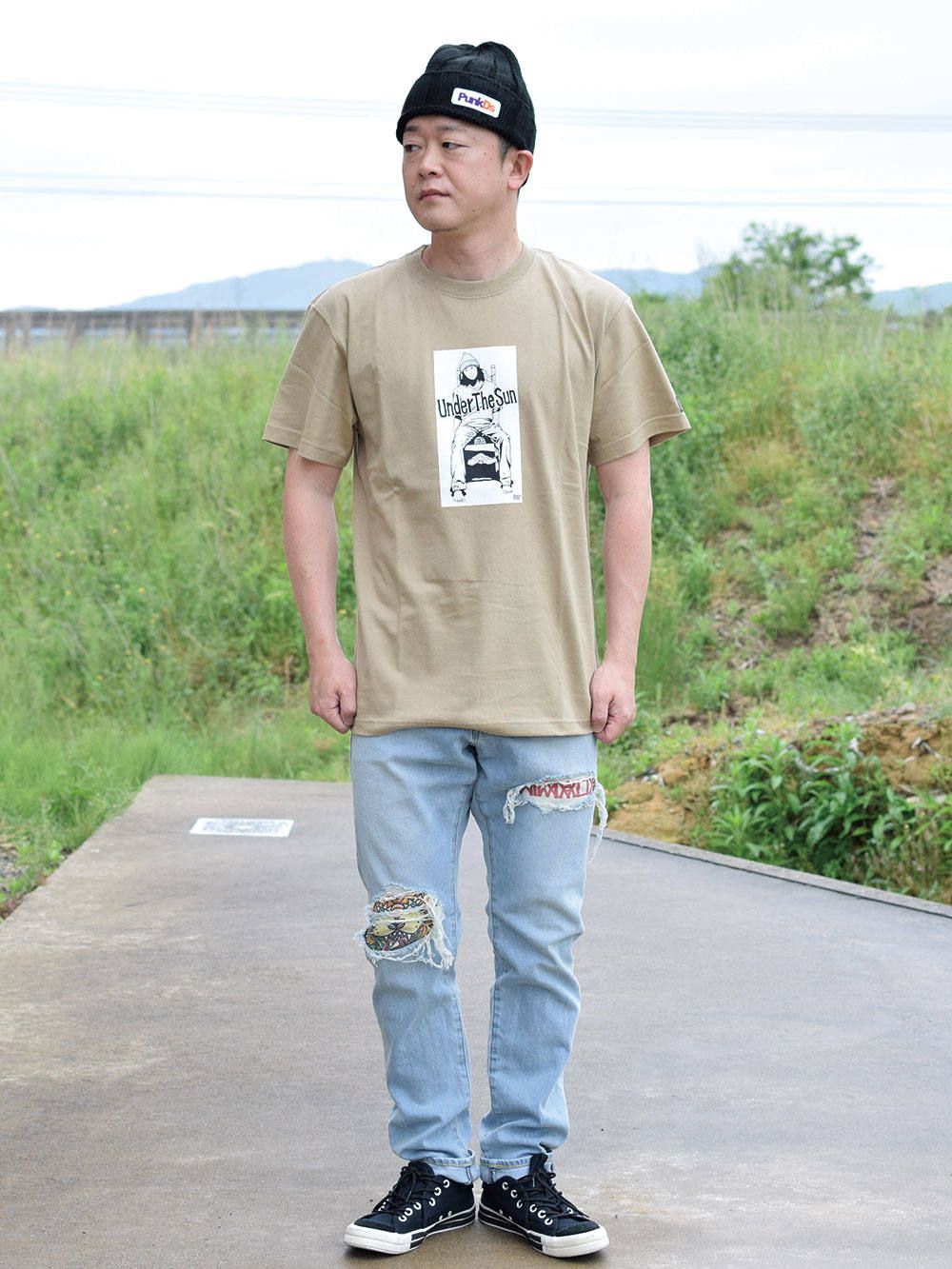UNDER THE SUN-TEE