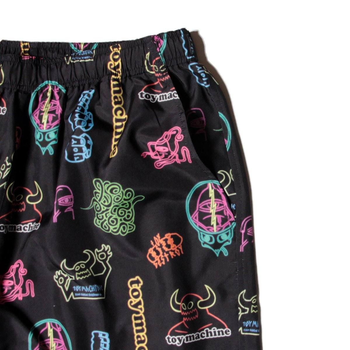 NEON PRINT SHORT-PANTS