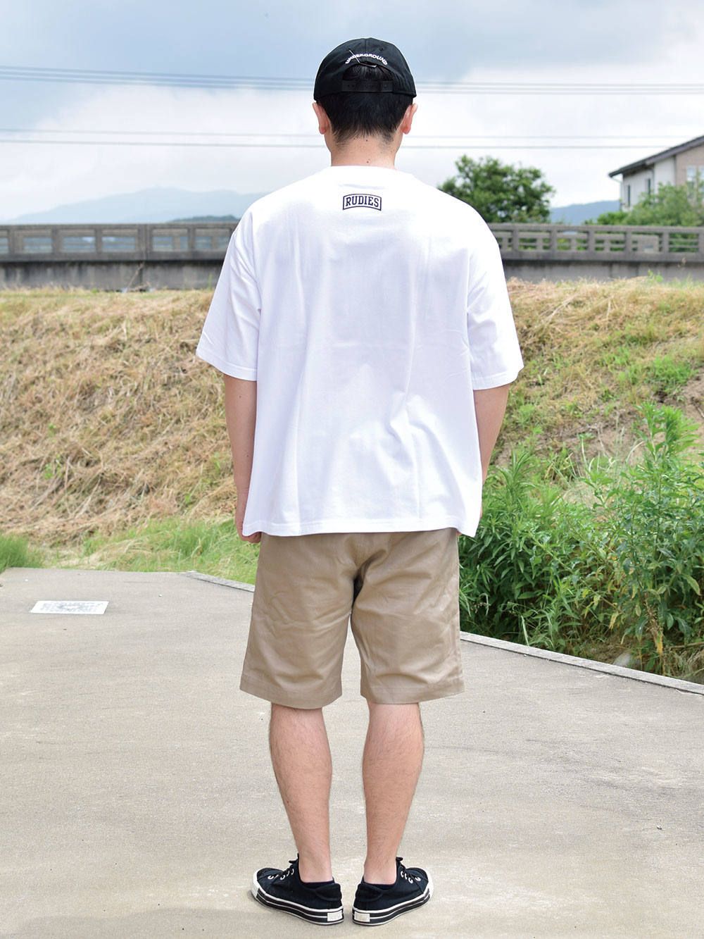 EMBER BIGSILHOUETTE-T