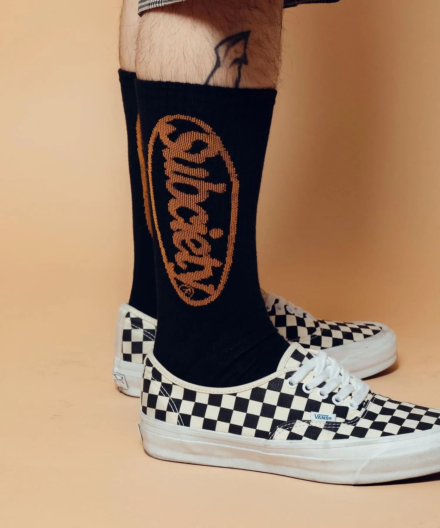 Oval logo socks