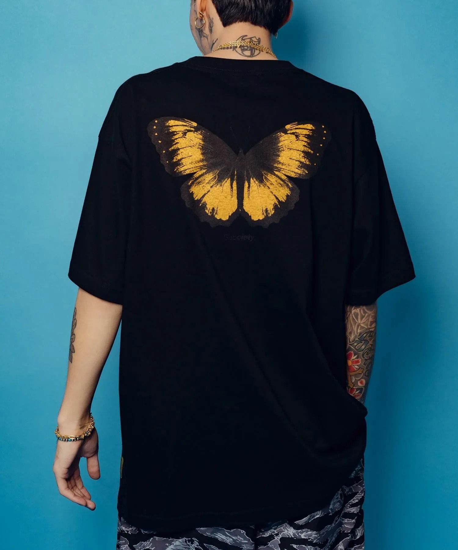 Butterfly tee