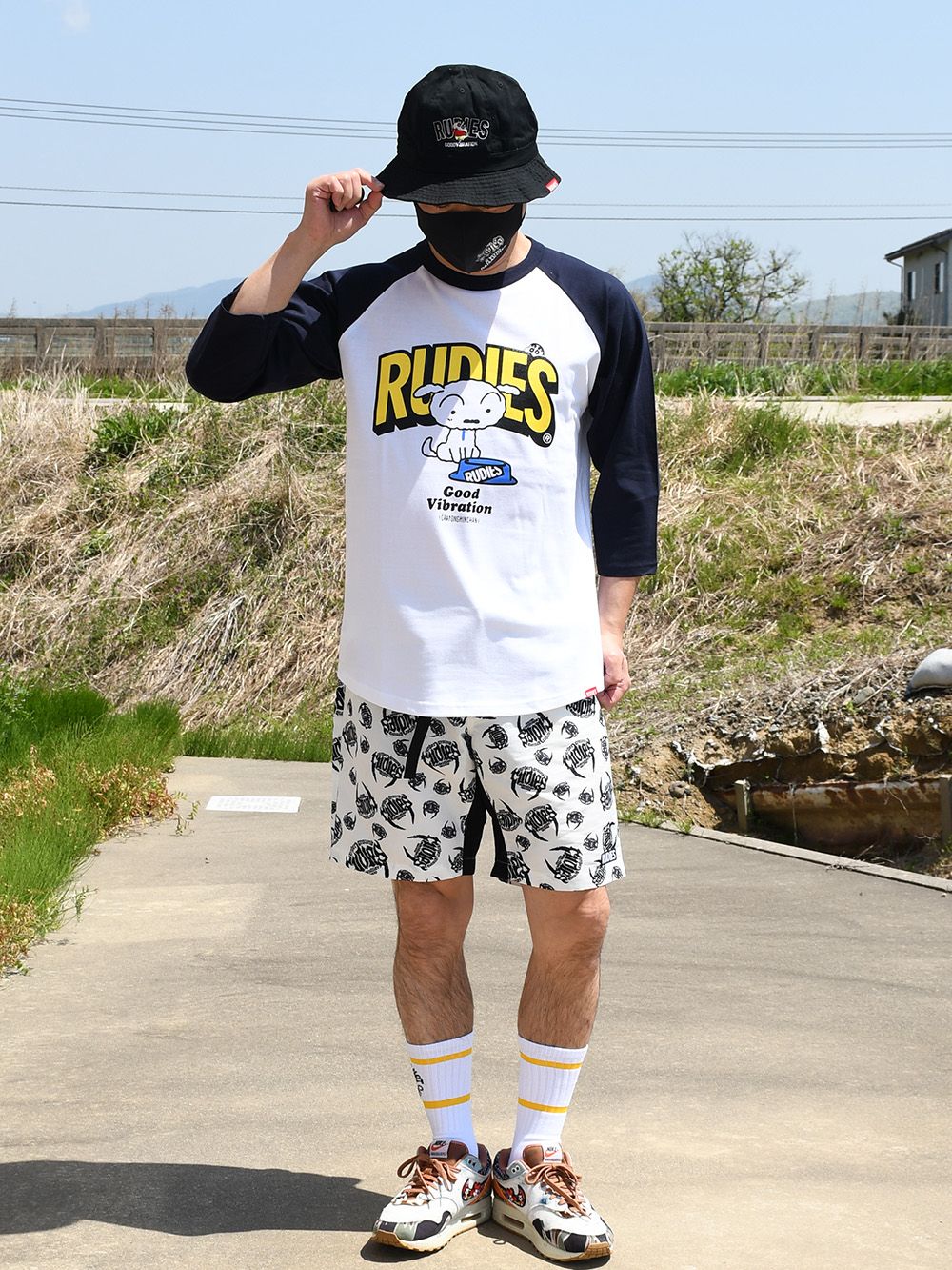 RUDIE'S×CRAYON SHINCHAN TREAT RAGLAN TEE