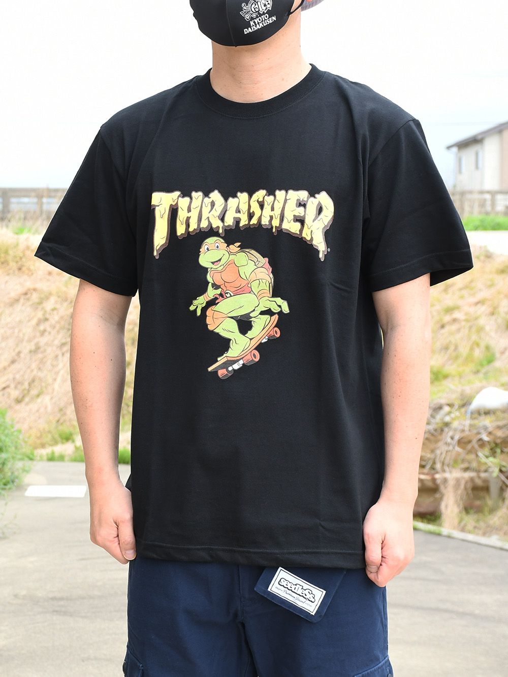 【TEENAGE MUTANT NINJA TURTLES×THRASHER】 SKATE-T