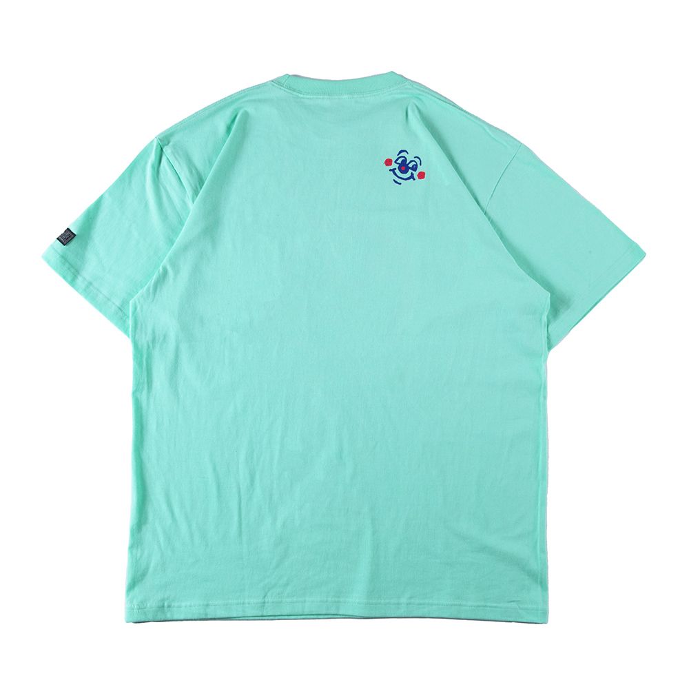 LOVE IS LOVE-TEE