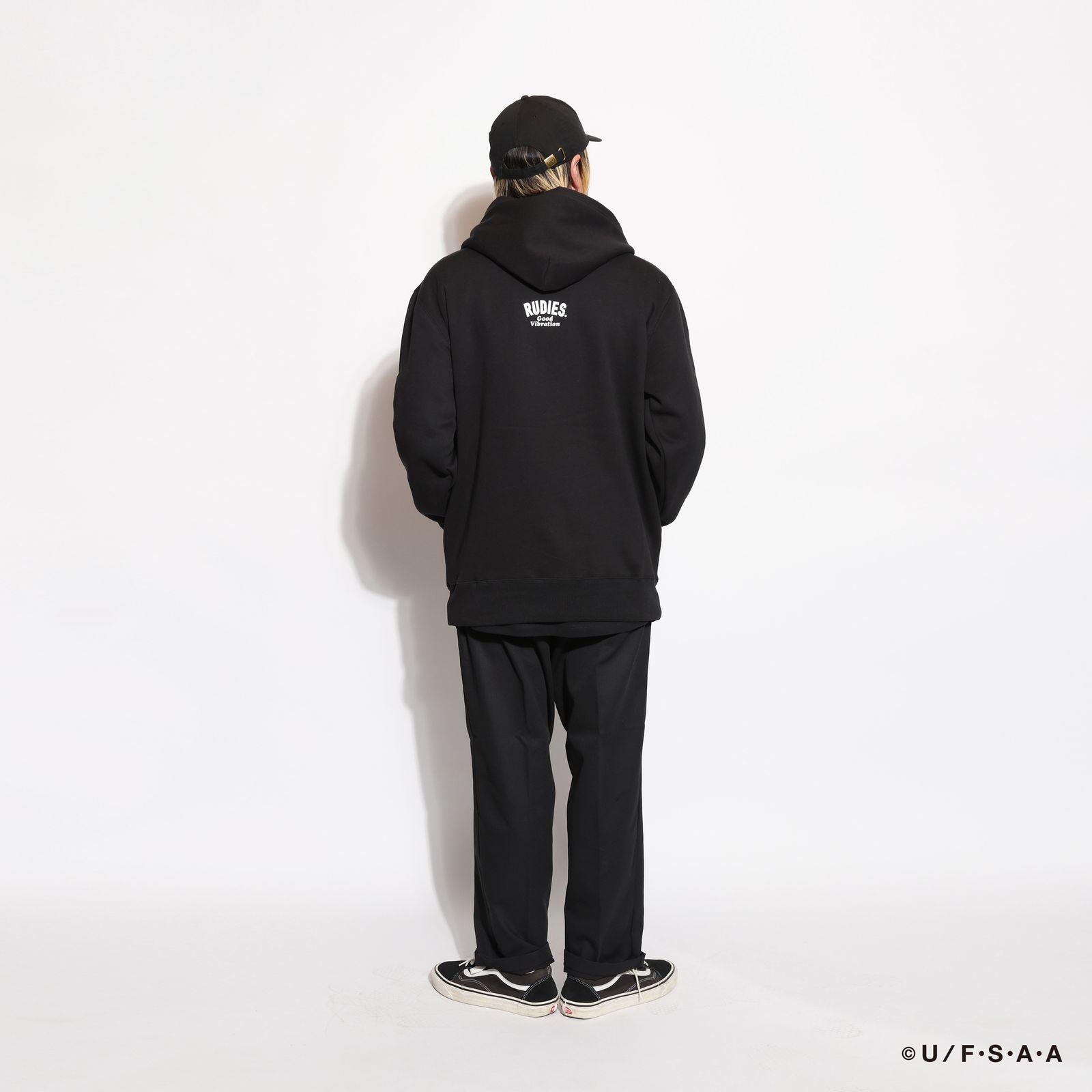 RUDIE'SxCRAYON SHINCHAN CIRCLEMOSH HOOD SWEAT