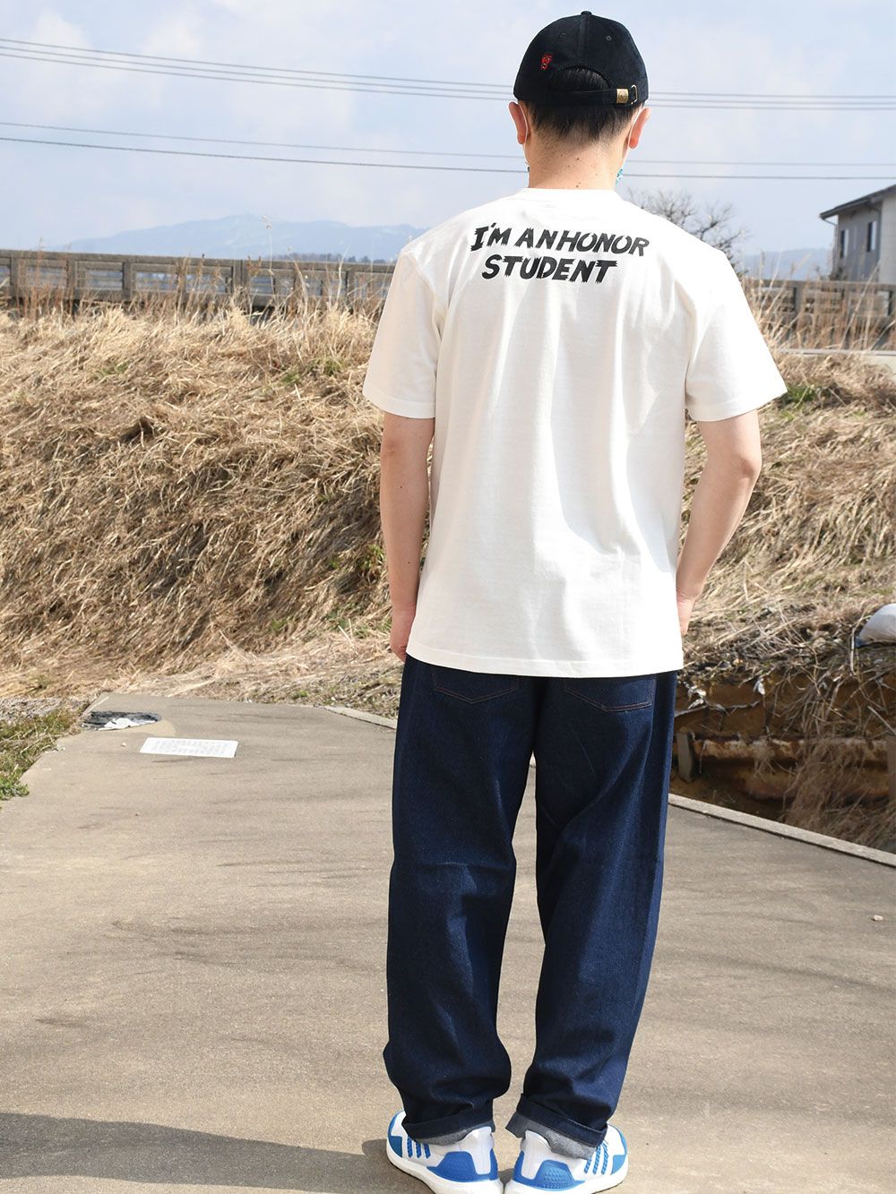 優等生刺繍TEE