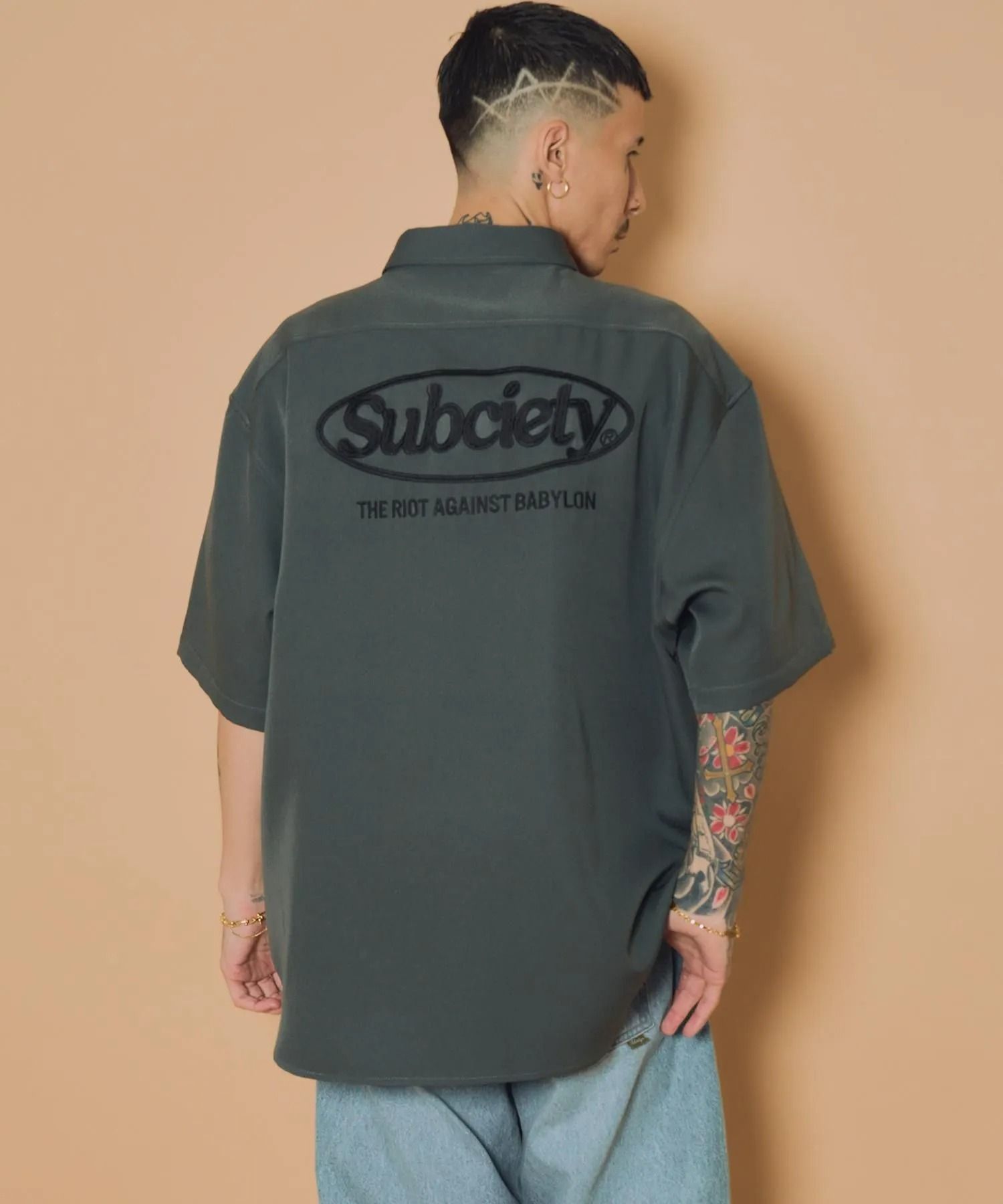 Embroidery oval logo shirt