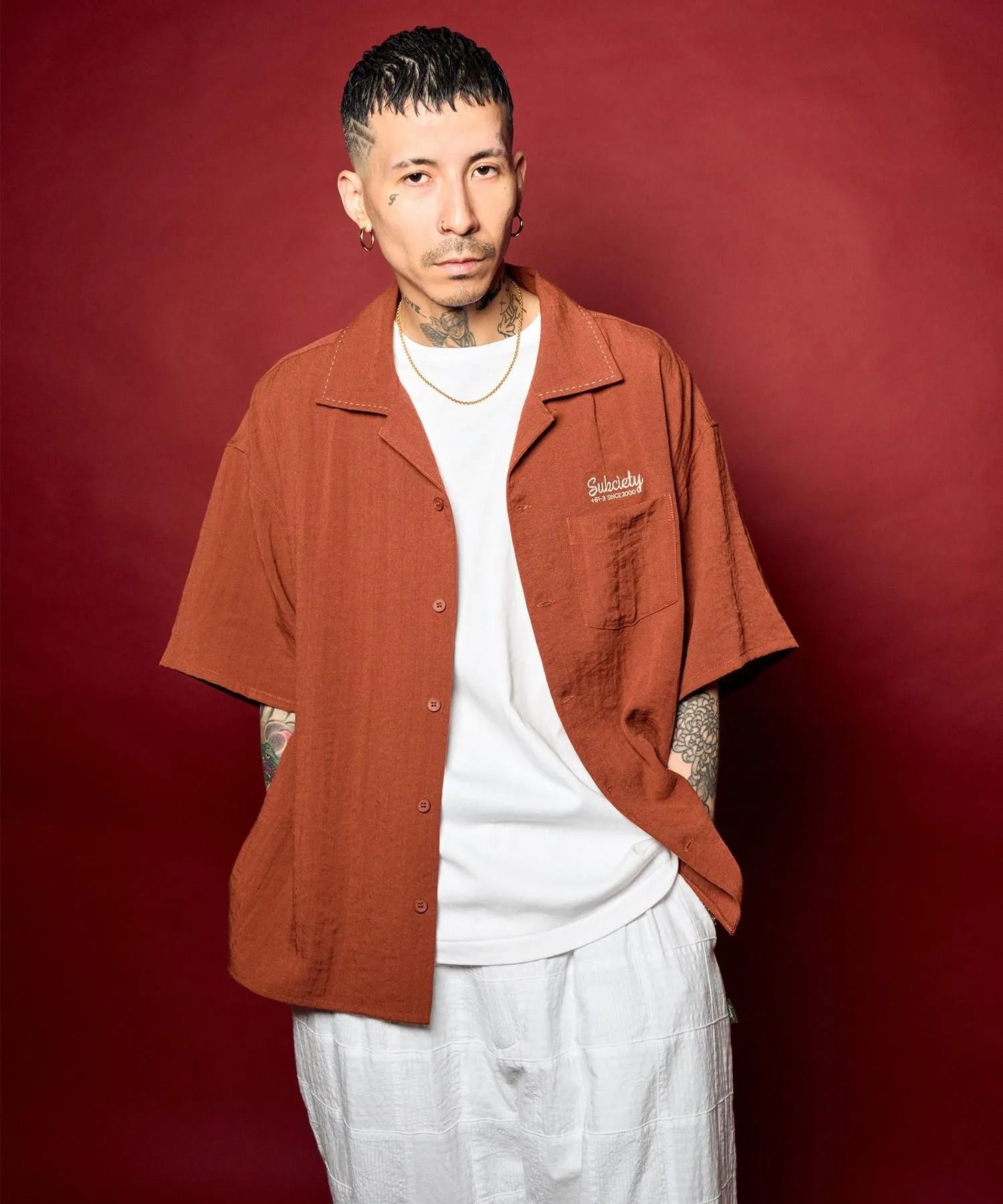 Classic chain embroidered shirt