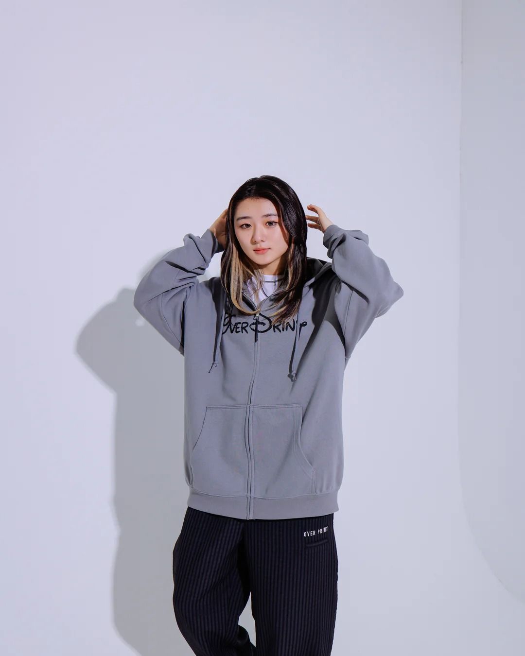 WONDER Zip Hoodie