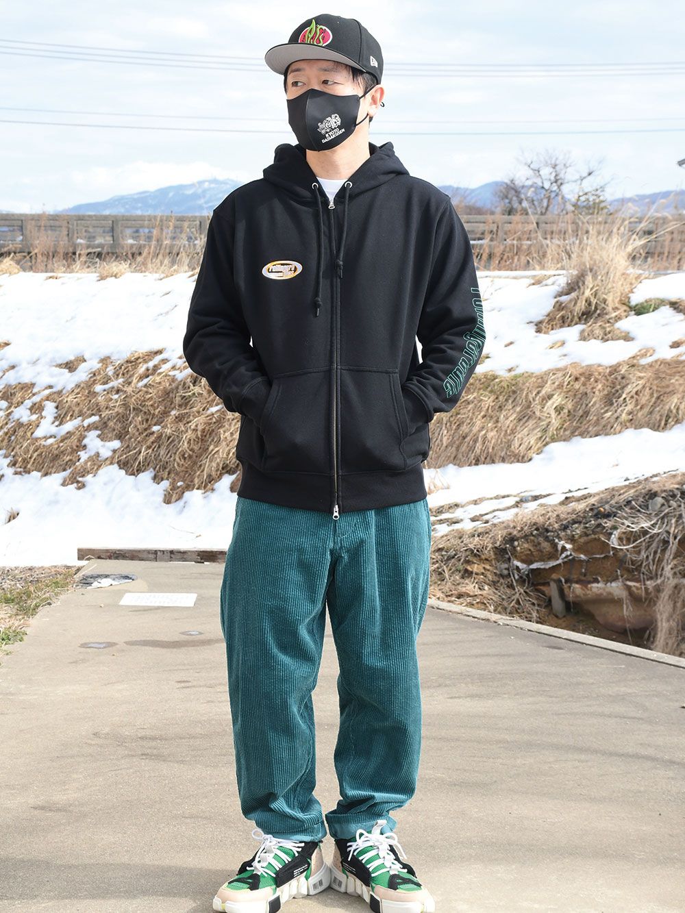 SMILE-HOODIE
