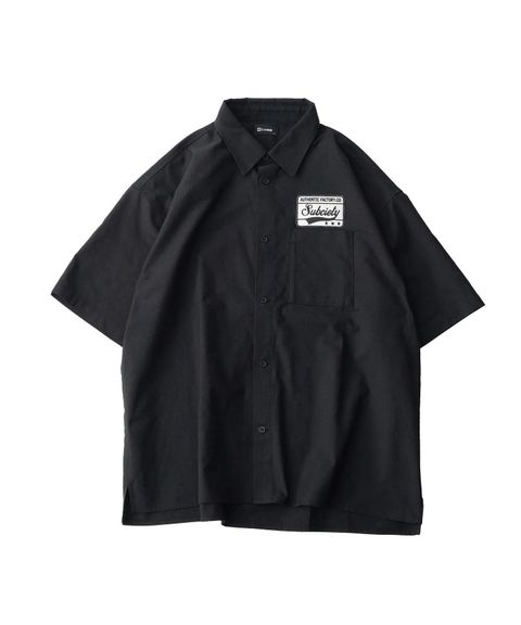 Square tail patch shirt