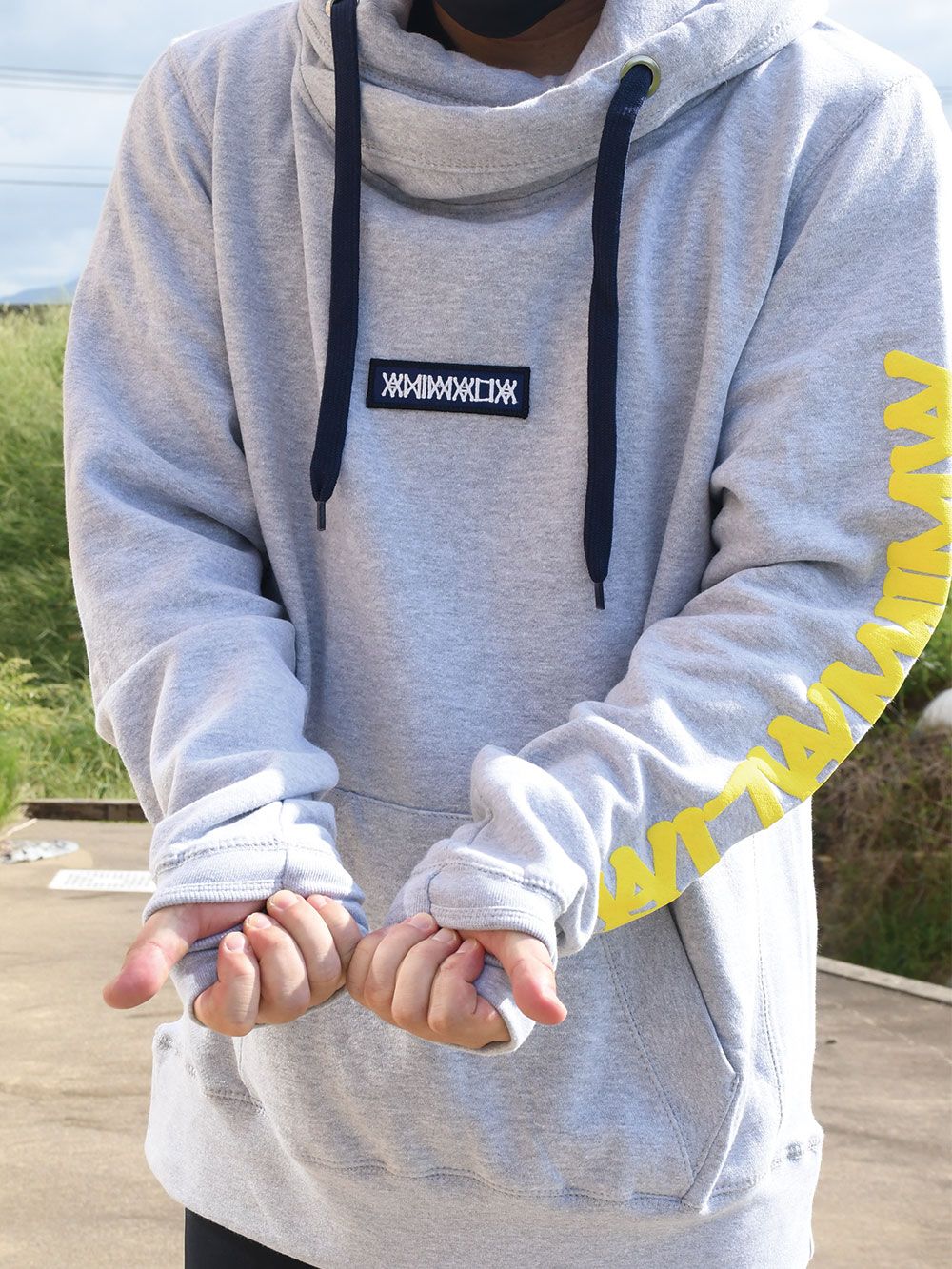 CROSS-NECK HEAVY OZ HOODIE