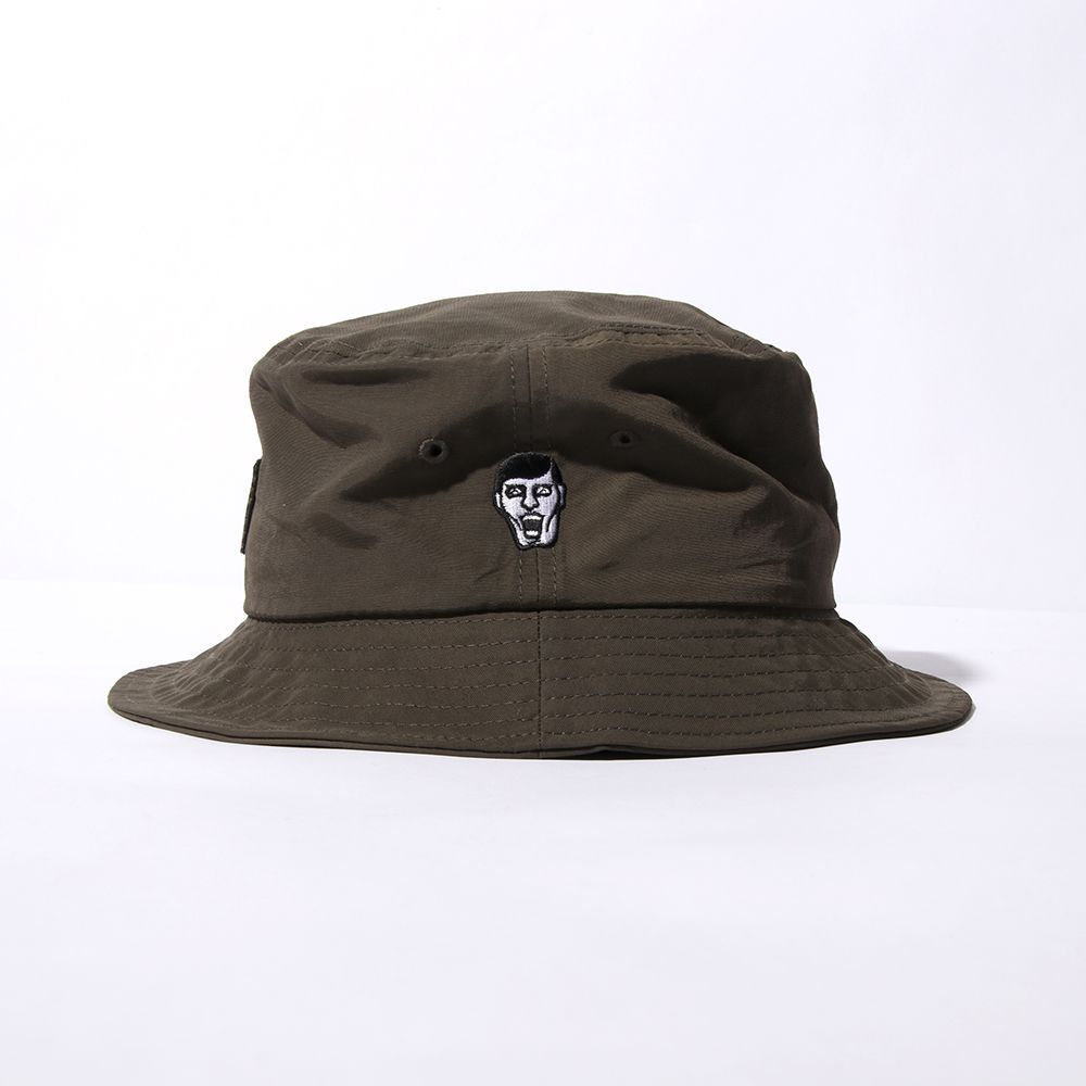 逆三角ロゴHAT