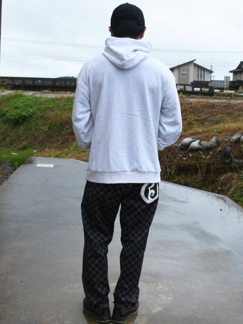 自信満々で着ちゃってください👻