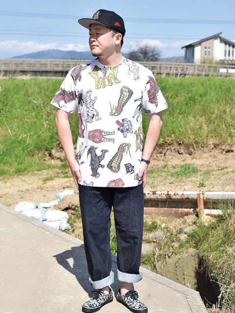 怪獣総柄!