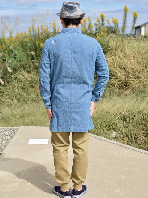 ロングシャツはJKT感覚で!