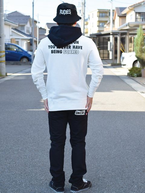 ROCKにホラーに!
