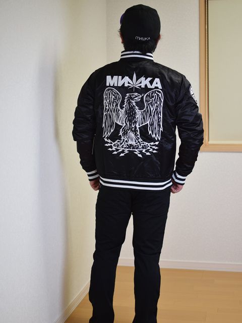 やはり黒はカッコイイ!