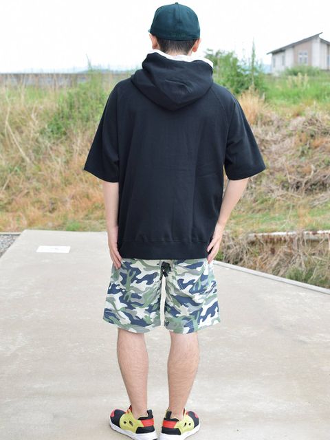 自慢の半袖パーカ!