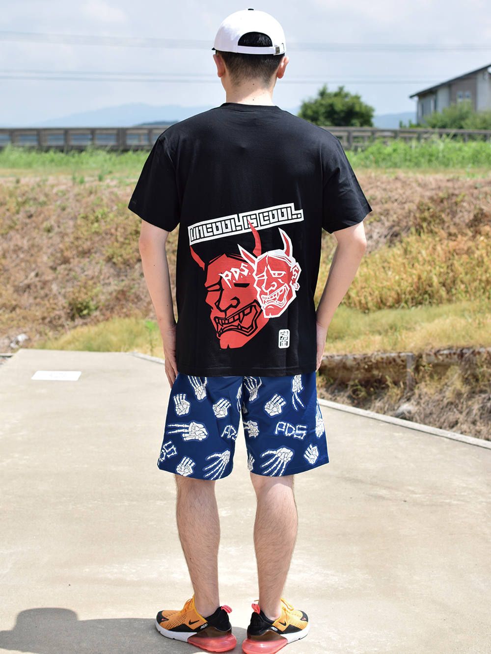 前も後ろも・・