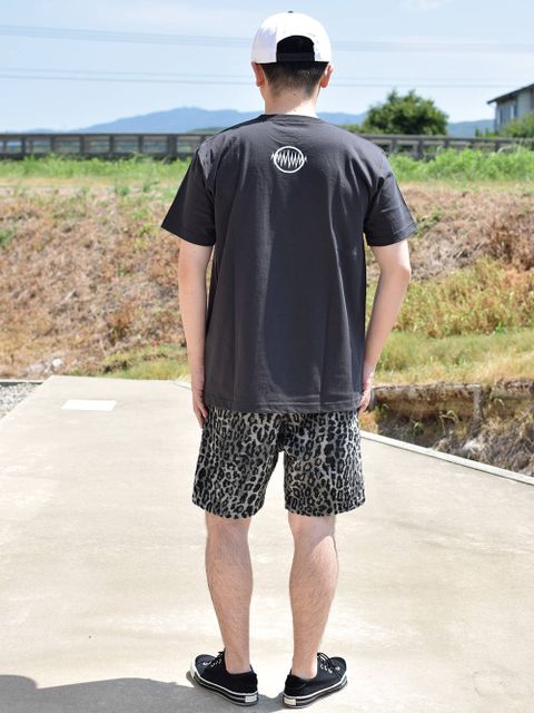 チャコール!