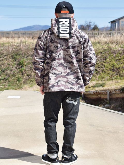 春もアノラックー!